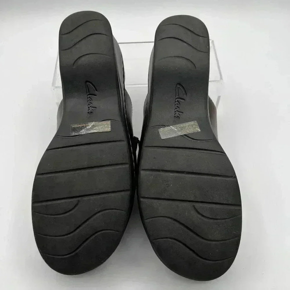Clarks Bendables 9.5M Brown Leather Slip-On Clogs Womens Buckle Detail - Picture 10 of 11